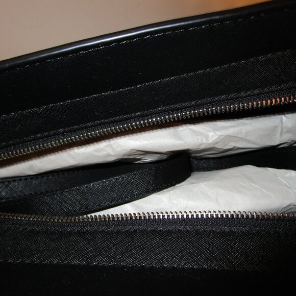 Michael Kors Large Selma Satchel - Picture 5 of 10